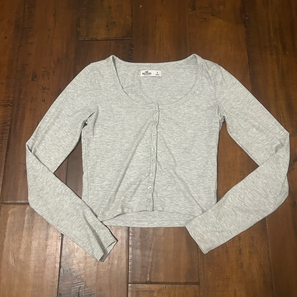 Hollister Light Gray Ribbed Top